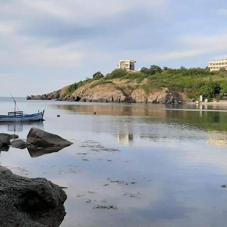 Dobrevi Guest House Sozopol Exterior photo