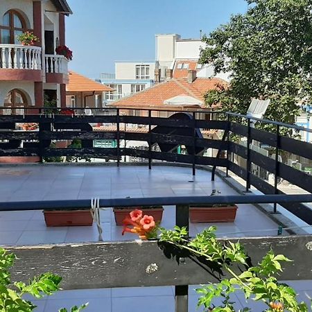 Dobrevi Guest House Sozopol Exterior photo